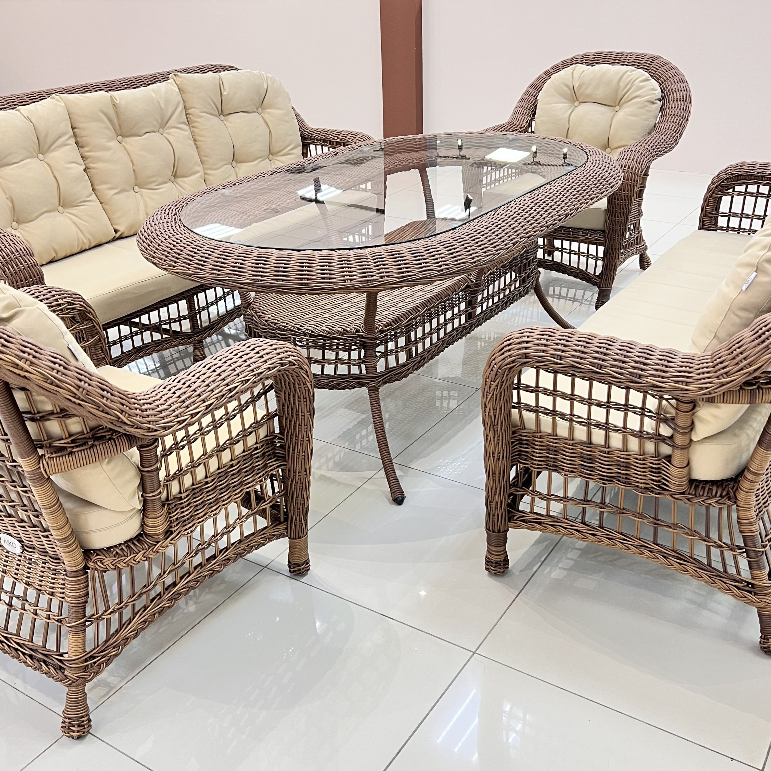 Набор плетёной мебели ROBI