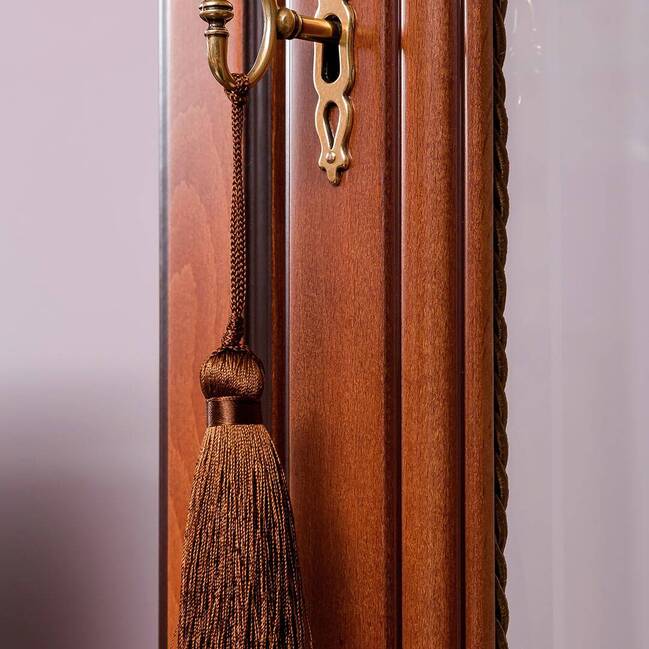 Шкаф для книг двухдверный Lorenzo вишня