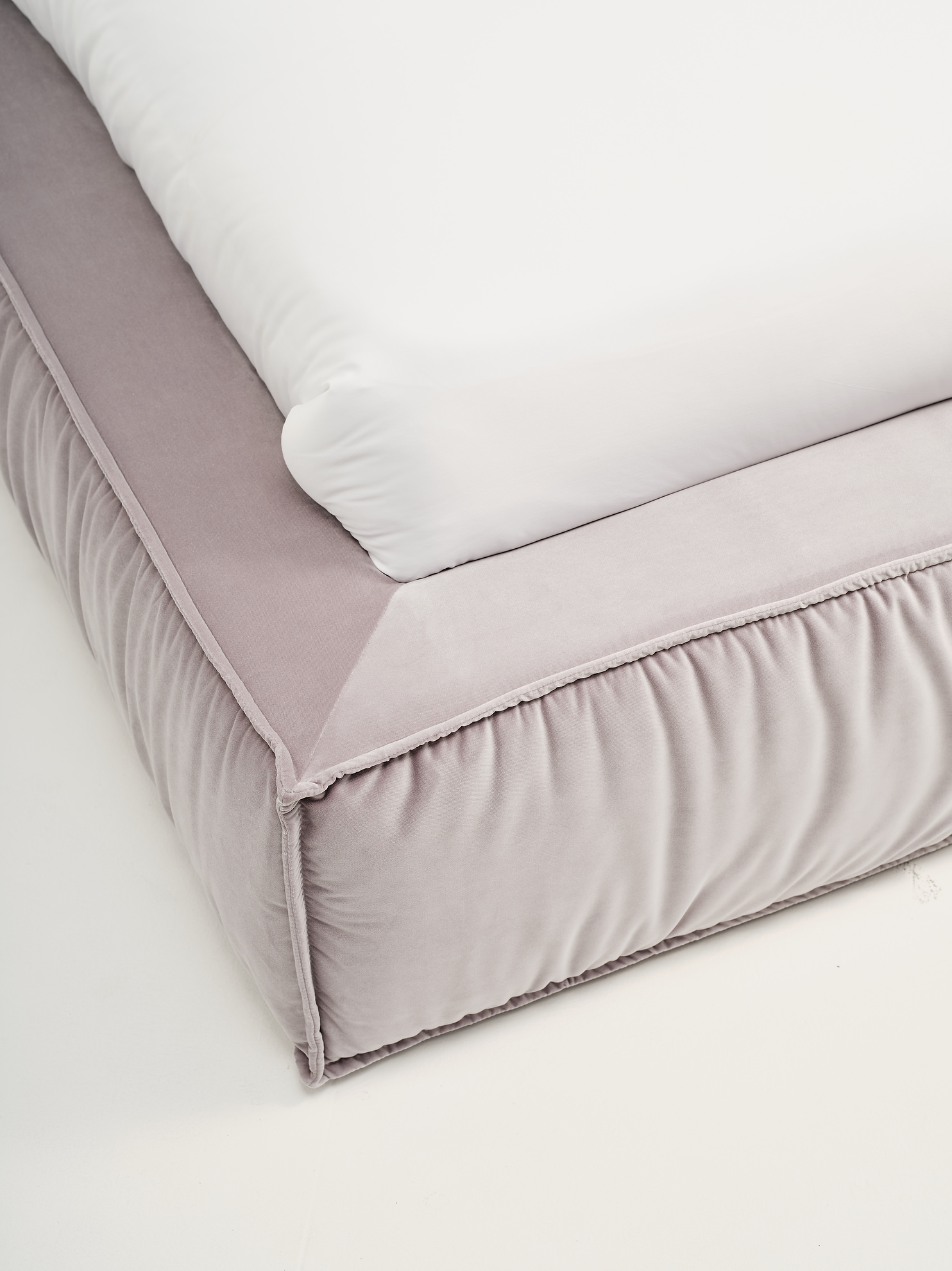 Кровать Cliff