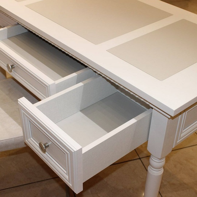 Стол письменный бестумбовый Lorenzo вуаль