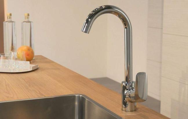 Смеситель для кухни HANSGROHE LOGIS