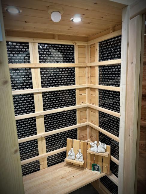 Двухместная ИК сауна с карбоновым нагревателем из кедра 