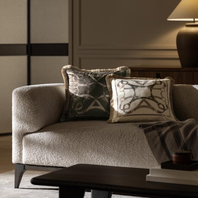 Декоративная подушка Эквилион