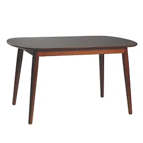 Стол Чезена