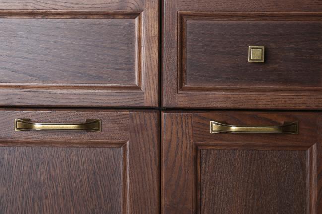 Комплект мебели для ванной Гранда 105 с пеналом