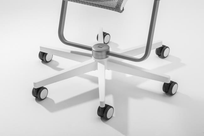 Стул ортопедический Scooter