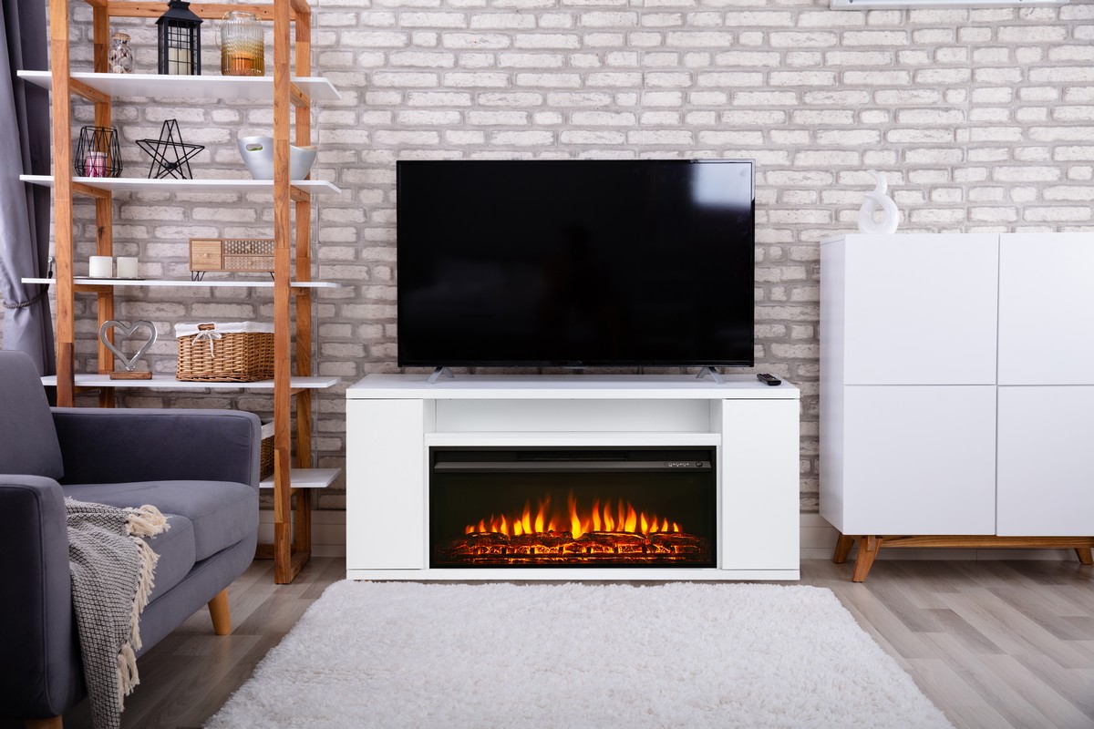 Электрокамин RealFlame Bergen 36 WT белый с очагом Flash 36